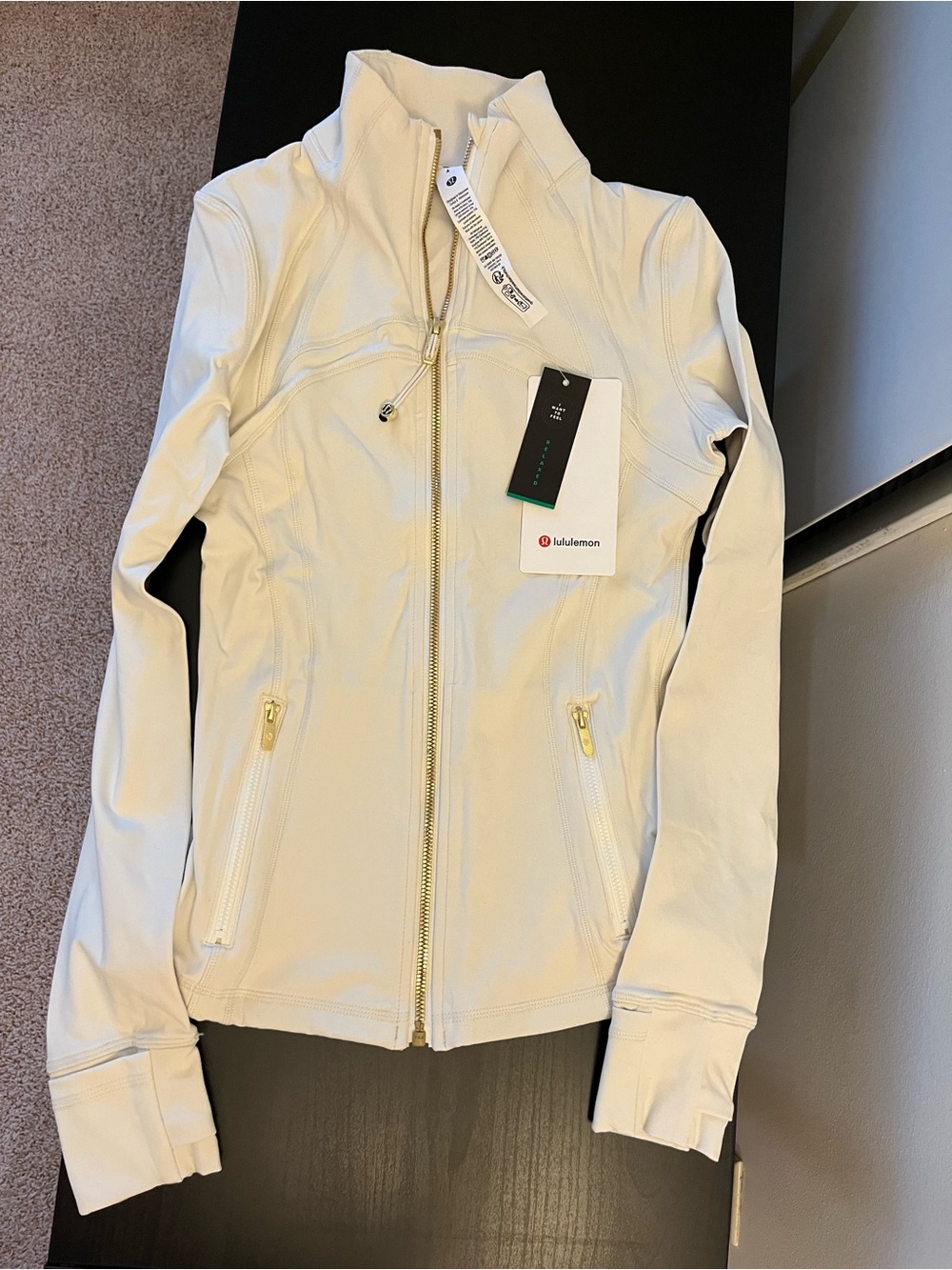 lululemon athletica Women's Cream Set (Jacket + Leggings)